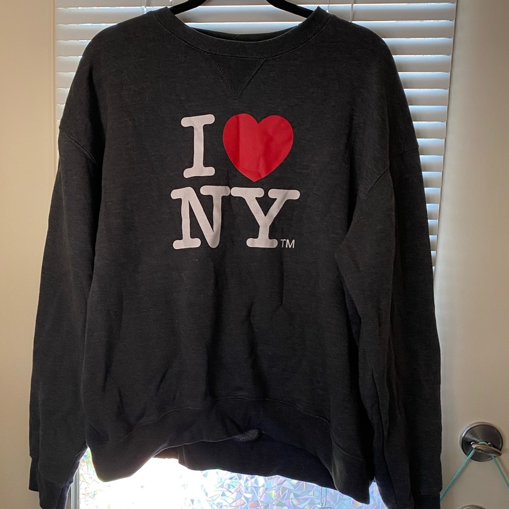 Sweatshirt